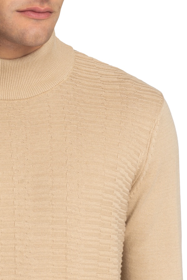 Sweater Smart
