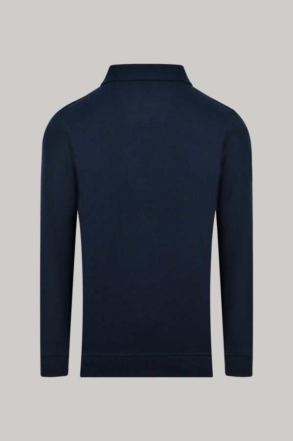 Тишърти Casual Adventure