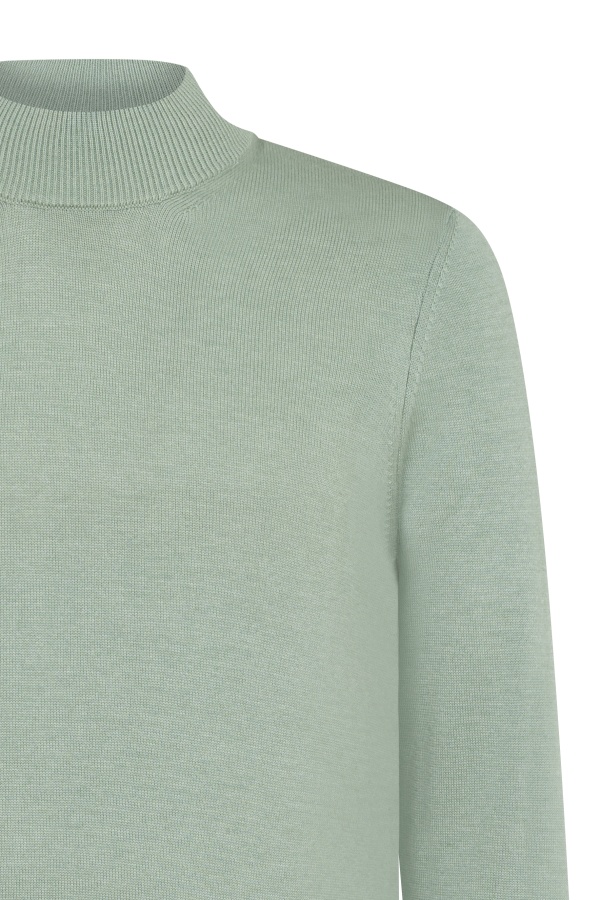 Пуловери Smart