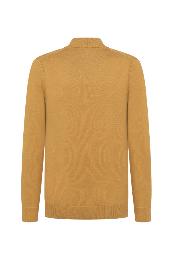 Пуловери Smart