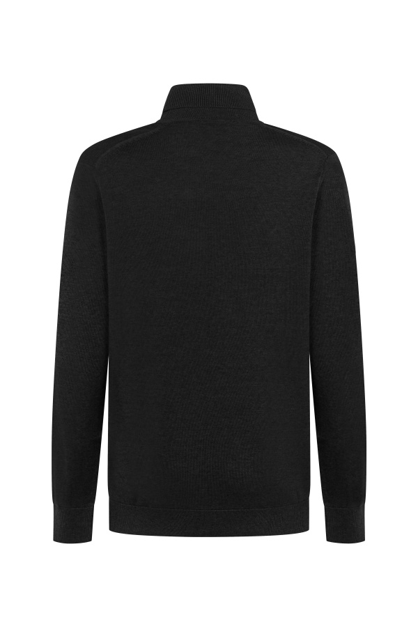 Пуловери Smart