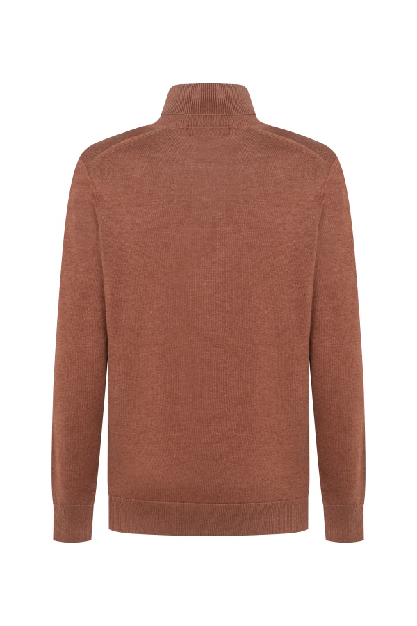 Пуловери Smart